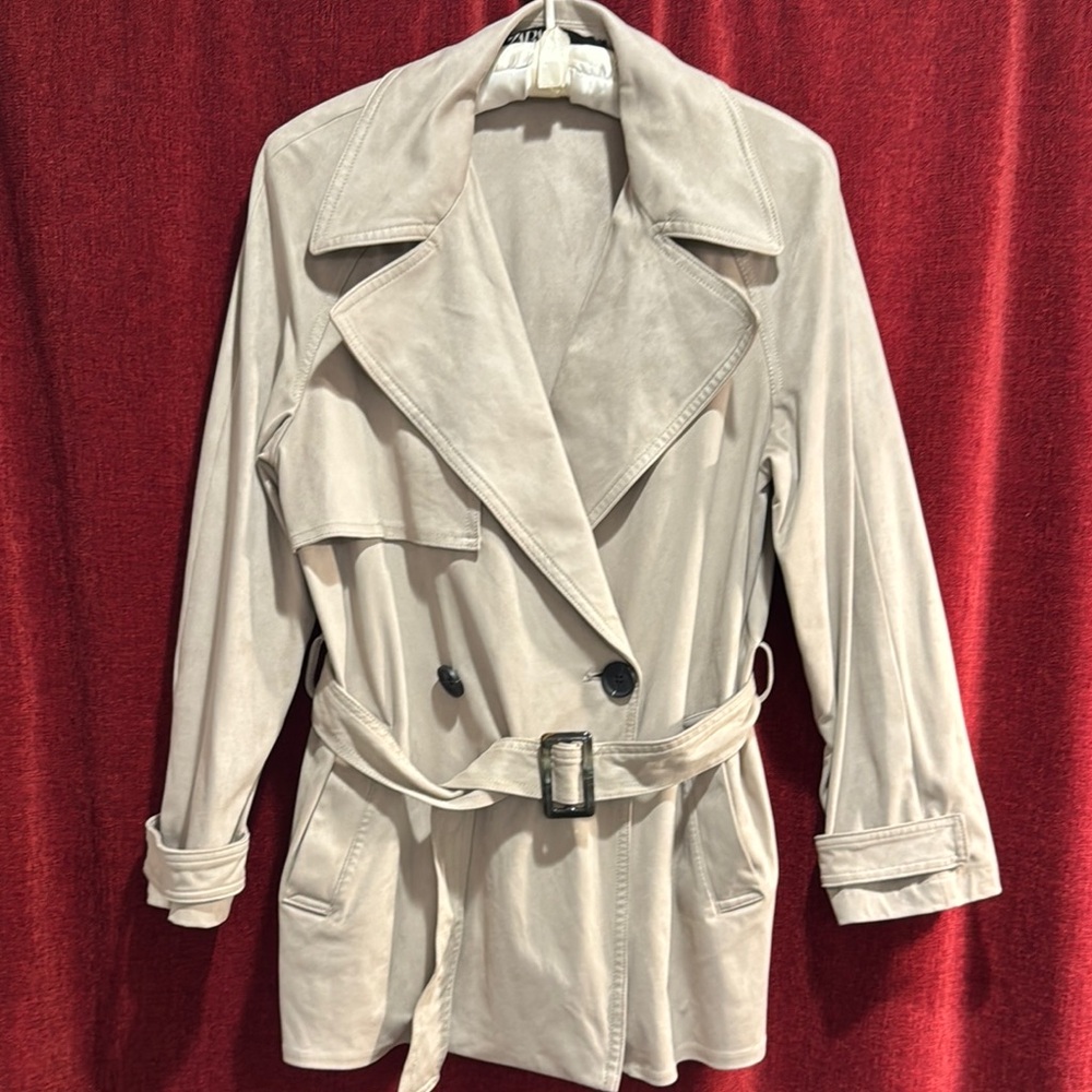Zara Women's Beige Trench Coat